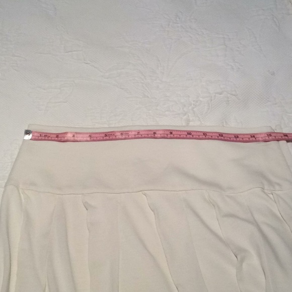 Emanuel Ungaro M-L off-white silk/cotton skirt - Picture 5 of 6